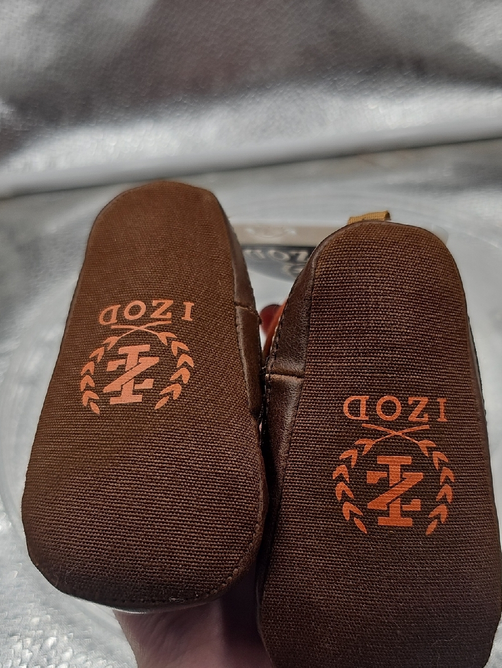 Tan And Brown Izod Shoes Size 2 - Picture 7 of 9